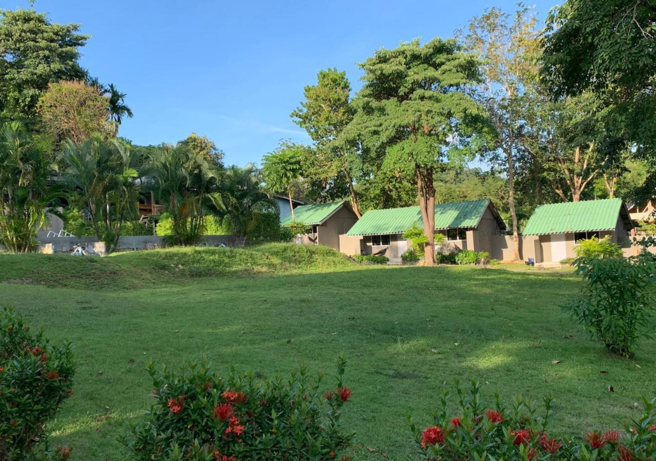 Siam Flora Resort Ko Lanta Екстериор снимка