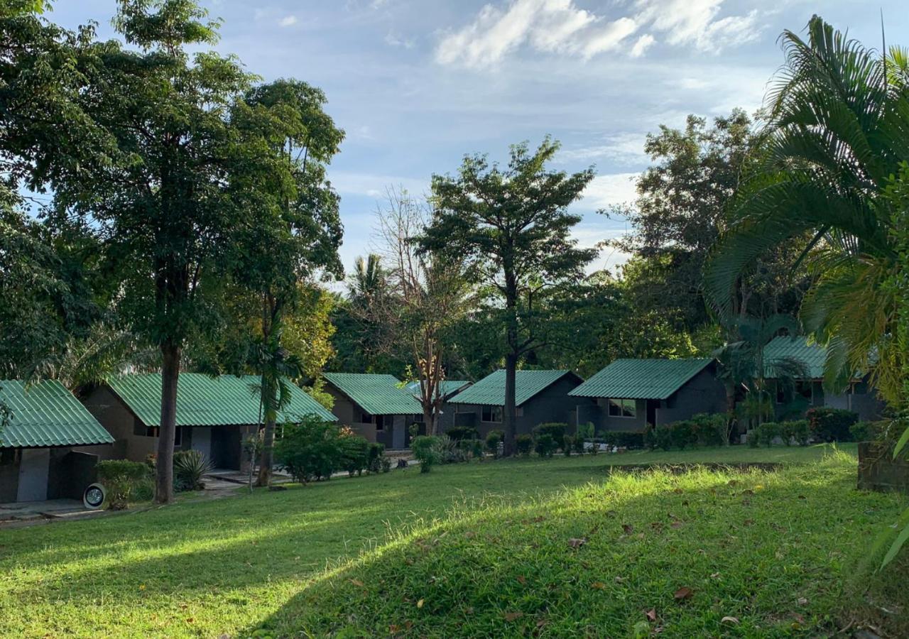 Siam Flora Resort Ko Lanta Екстериор снимка