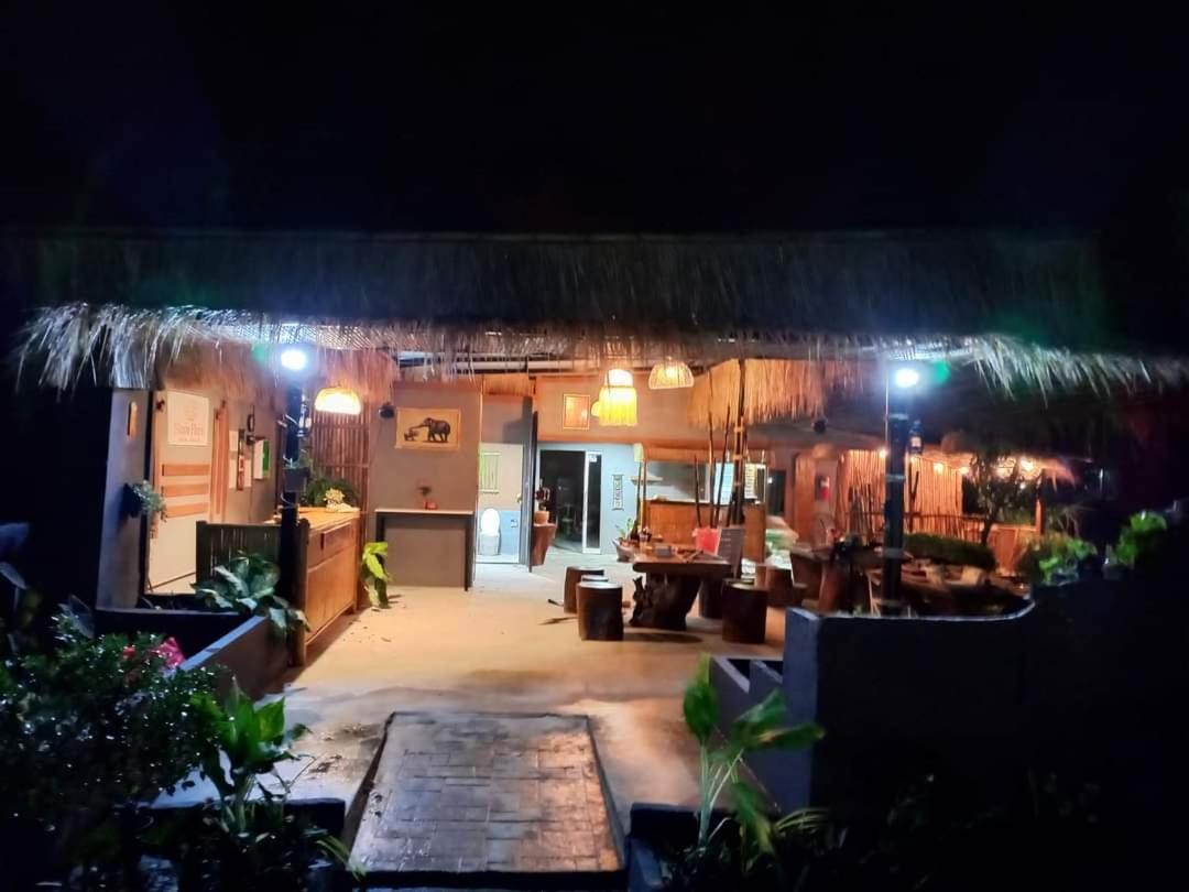 Siam Flora Resort Ko Lanta Екстериор снимка
